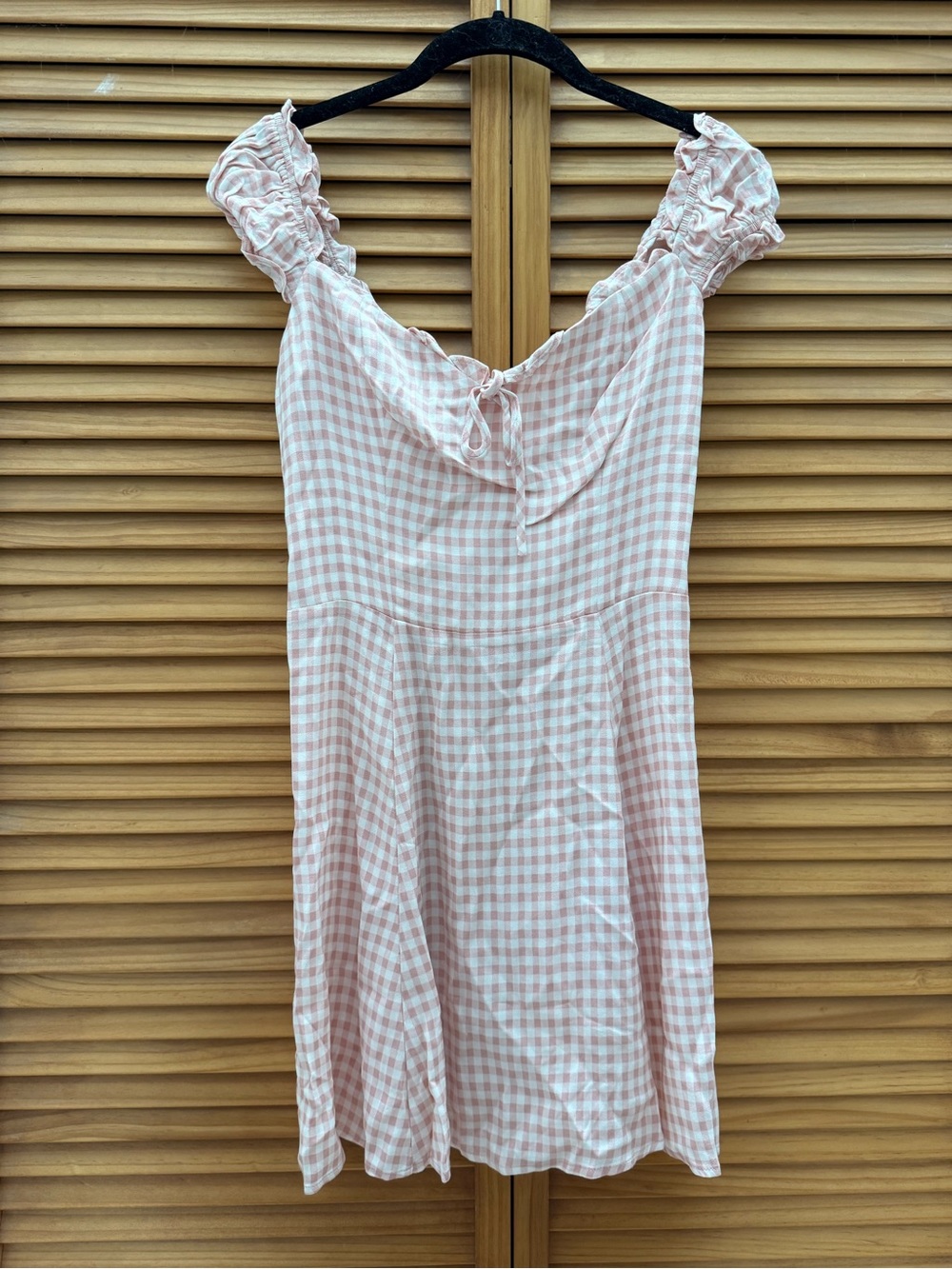 Reformation Peach pink and White Gingham Tie-Front dress size 6